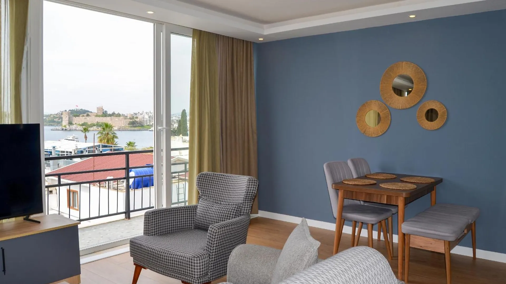 Loca Centre Suites Bodrum 0*,